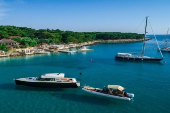 10-Hour Brač, Hvar and Pakleni Islands Tour from Split