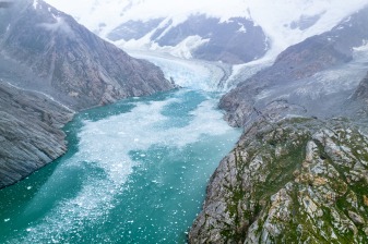 3-Day Chilean Fjords Tour from Ushuaia with Caleta María Stay
