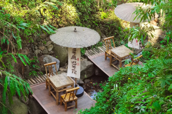 8-Hour Chongqing Cultural and Nature Tour with Hidden Lake and Temple