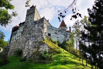 1-Day Transylvania Castles Tour with Bran Castle and Brașov
