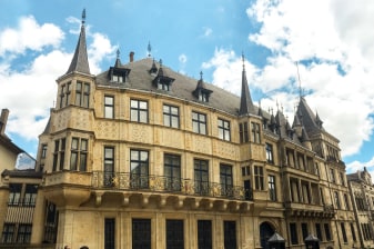 5-Hour Luxembourg City Tour from Trier with Mullerthal or Vianden