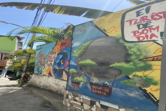 4-Hour Salvador Walking Tour with São Joaquim Market and Street Art