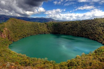 10-Hour Guatavita Lagoon and Zipaquirá Salt Cathedral Tour