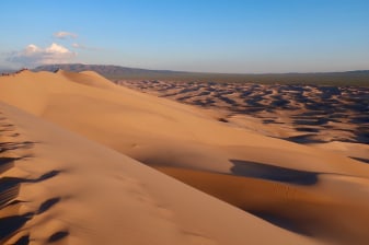 7-Day Mongolia Tour from the Gobi Desert to Terelj National Park