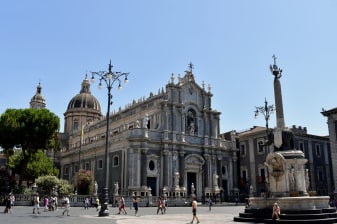 2-Hour Catania Walking Tour with Ursino Castle and Crociferi Street