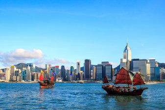 2-Hour Private Hong Kong Skyline Walk via Victoria Harbour