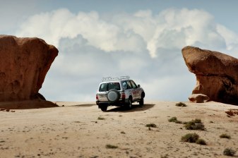 3-Day Desert Adventure from Agadir to Erg Chigaga with Berber Camp