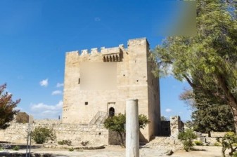 5-Hour Limassol Sightseeing Tour with Omodos Wine Tasting