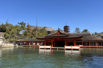 4-Hour Miyajima Island Tour with Shrine Visits and Local Delicacies