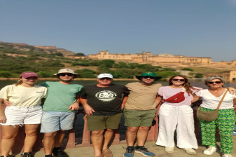 23-Day Rajasthan, Agra and Delhi Tour with Ranthambore Safari