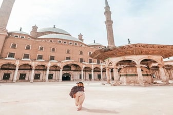 2-Day Cairo and Giza Sightseeing Tour with Saqqara and Dahshur