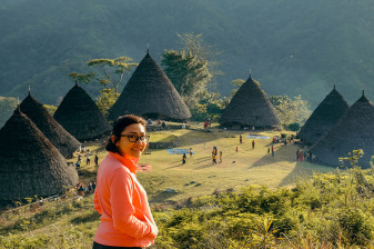 4-Day Flores Island Overland Tour with Kelimutu and Wae Rebo