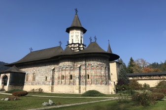8-Hour Bucovina Painted Monasteries Tour with 4 UNESCO Sites