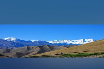 17-Day Upper Mustang Trek in Nepal with Lo Manthang and Muktinath
