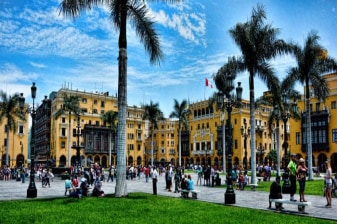 4-Hour Lima History Tour with Huaca Pucllana and Catacombs