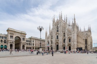 3-Hour Milan Walking Tour with Sforza Castle and Duomo