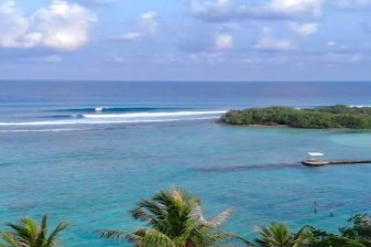5-Day Maldives Surf Tour from Thulusdhoo with North Malé breaks