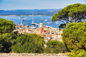 2-Hour Private Walking Tour of Saint-Tropez with La Ponche and Vieux Port