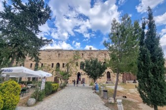 6-Hour Kyrenia and Nicosia Tour with Bellapais Abbey and Castle