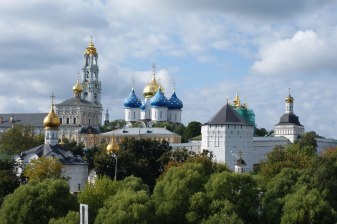 8-Hour Trinity Lavra Monastery Tour in Sergiev Posad