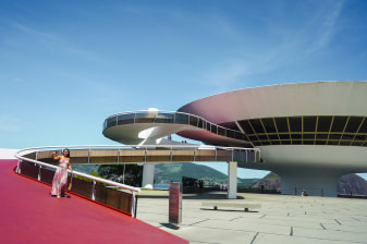 6-Hour Rio de Janeiro and Niterói Tour with Niemeyer Way and MAC