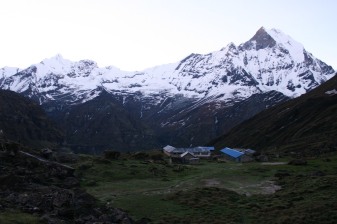 14-Day Annapurna Base Camp Trek from Kathmandu with Poon Hill