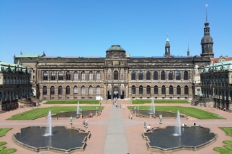 2-Hour Private Walking Tour of Dresden Highlights and Old Town
