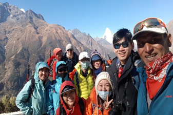 22-Day Everest Gokyo Trek and Lobuche Peak Climb via Cho La