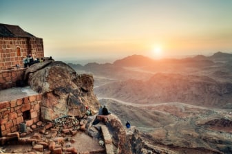 17-Hour Mount Sinai Sunrise Trek with St. Catherine's Monastery