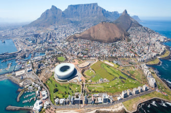 7-Day South Africa Adventure Tour with Garden Route and Shark Dive