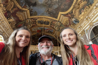 2-Hour Versailles Palace Walking Tour with Skip-the-Line Entry