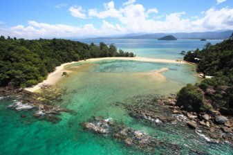 8-Hour Snorkeling Tour in Kota Kinabalu with Little Dinawan Island