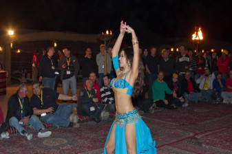 4-Hour Desert Dinner Show in Dahab with Bedouin Buffet