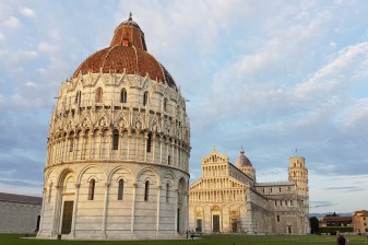 2-Hour Pisa Walking Tour with Leaning Tower Climb and Cathedral