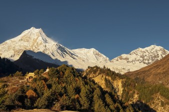 14-Day Manaslu Circuit Trek in Nepal with Larkya La Pass