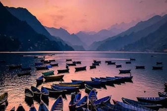 2-Day Pokhara Lakes and Himalayan Scenery Tour with Sarangkot Sunrise