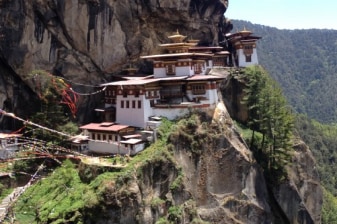 8-Day Bhutan Photography Tour from Paro with Punakha and Haa Valley