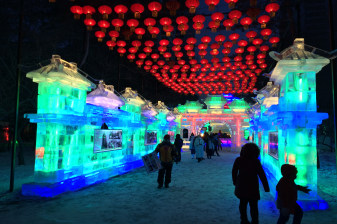 6-Hour Harbin Ice and Snow Festival Tour with Sun Island