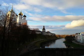 3-Hour Pskov Architecture Tour with Kremlin and Trinity Cathedral