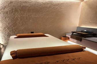 1-Hour Xiamen Traditional Chinese Massage with Buffet and 5-Hour Stay