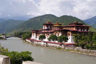 11-Day Bhutan Culture and Nature Tour with Tiger's Nest Hike