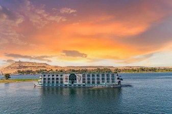 5-Day Nile Cruise from Luxor to Aswan with Guided Temple Tours
