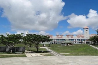 8-Hour Okinawa Battle Sites Tour with Hacksaw Ridge and Peace Memorials