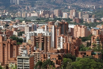 5-Day Medellín Culture Tour with Comuna 13 and Santa Elena