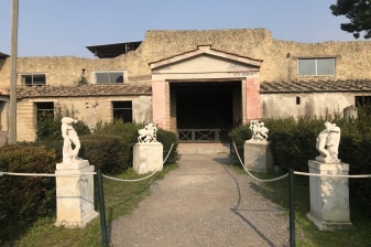 2-Hour Private Herculaneum Tour with Archaeological Guide