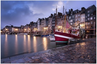 8-Hour Normandy Tour of Deauville, Trouville and Honfleur