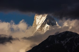 16-Day Annapurna Circuit Trek in Nepal via Thorong La Pass
