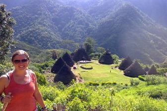 7-Day Flores Road Trip with Kelimutu Lakes and Tribal Villages