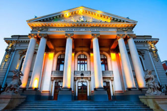 4-Hour Oradea Fortress and Palace Tour with Historic Landmarks