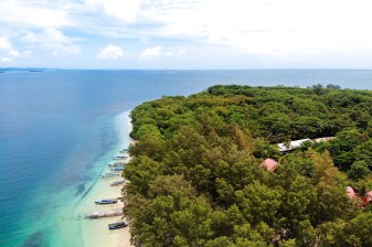 Full-Day Lombok Island Tour with Gili Nanggu and Pottery Village